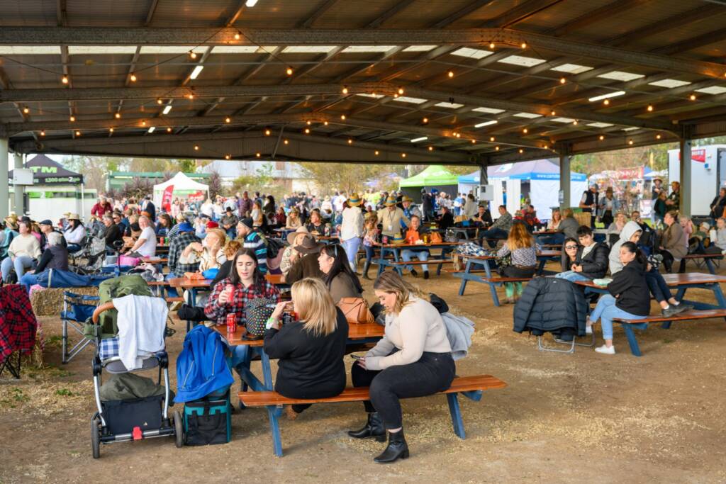 merbau picnic table hire